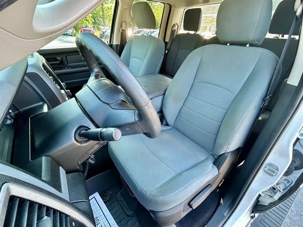 Used 2019 RAM 1500 Express w/ Express Value Package image 12