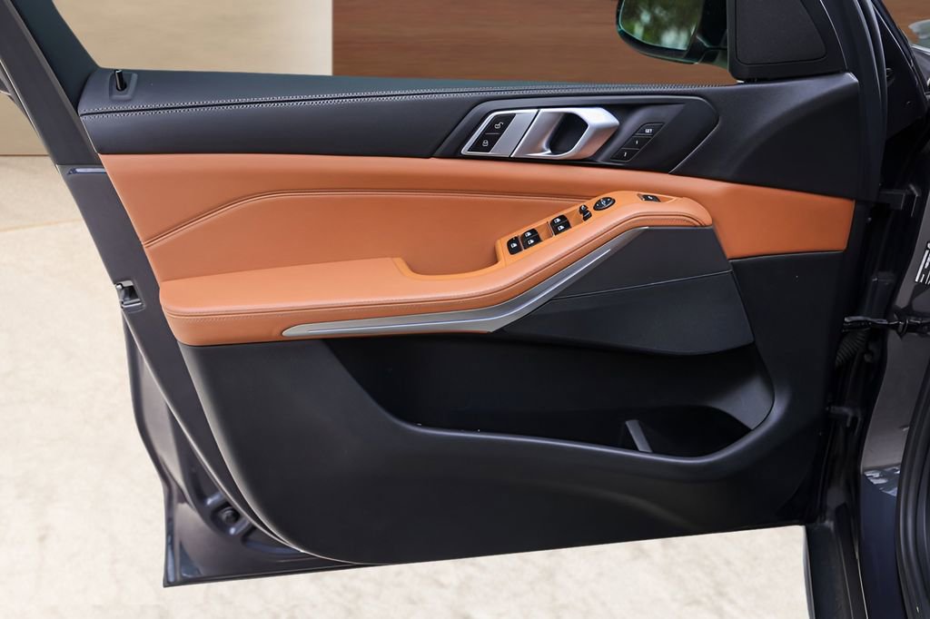 Used 2019 BMW X5 xDrive40i w/ Convenience Package image 24