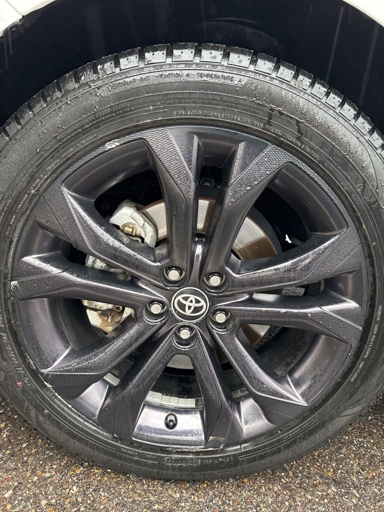 Used 2022 Toyota Sienna XSE w/ XSE Plus Package image 9