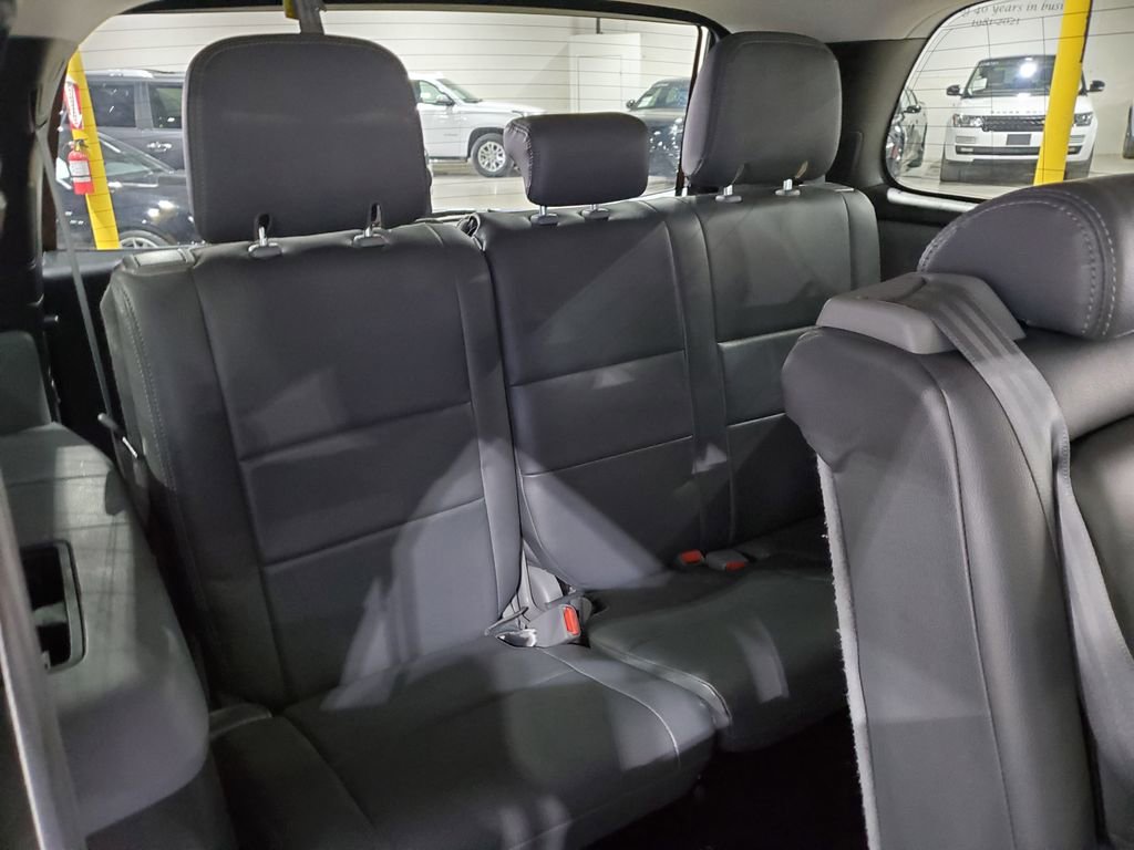 Used 2019 Toyota Sequoia SR5 image 23