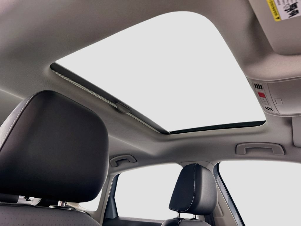 New 2027 Volkswagen Jetta SE FWD image 16