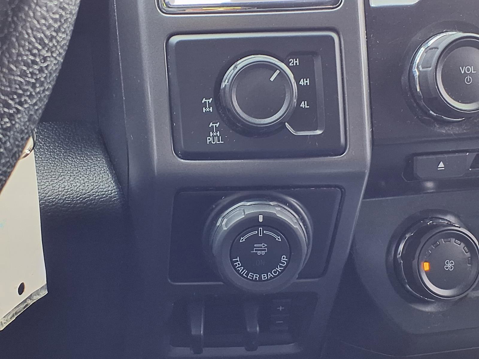 Used 2016 Ford F150 XLT w/ Equipment Group 302A Luxury image 16