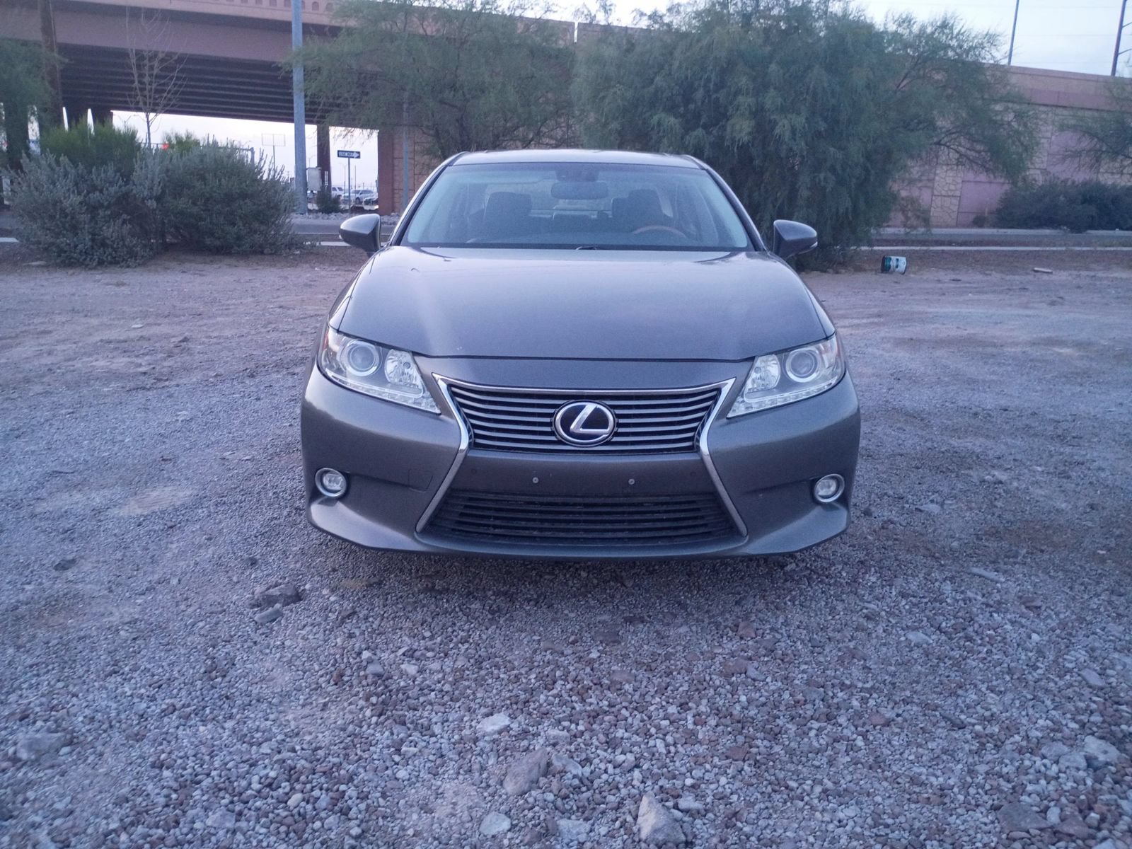 Used 2015 Lexus ES 300h w/ Navigation System Package FWD image 1