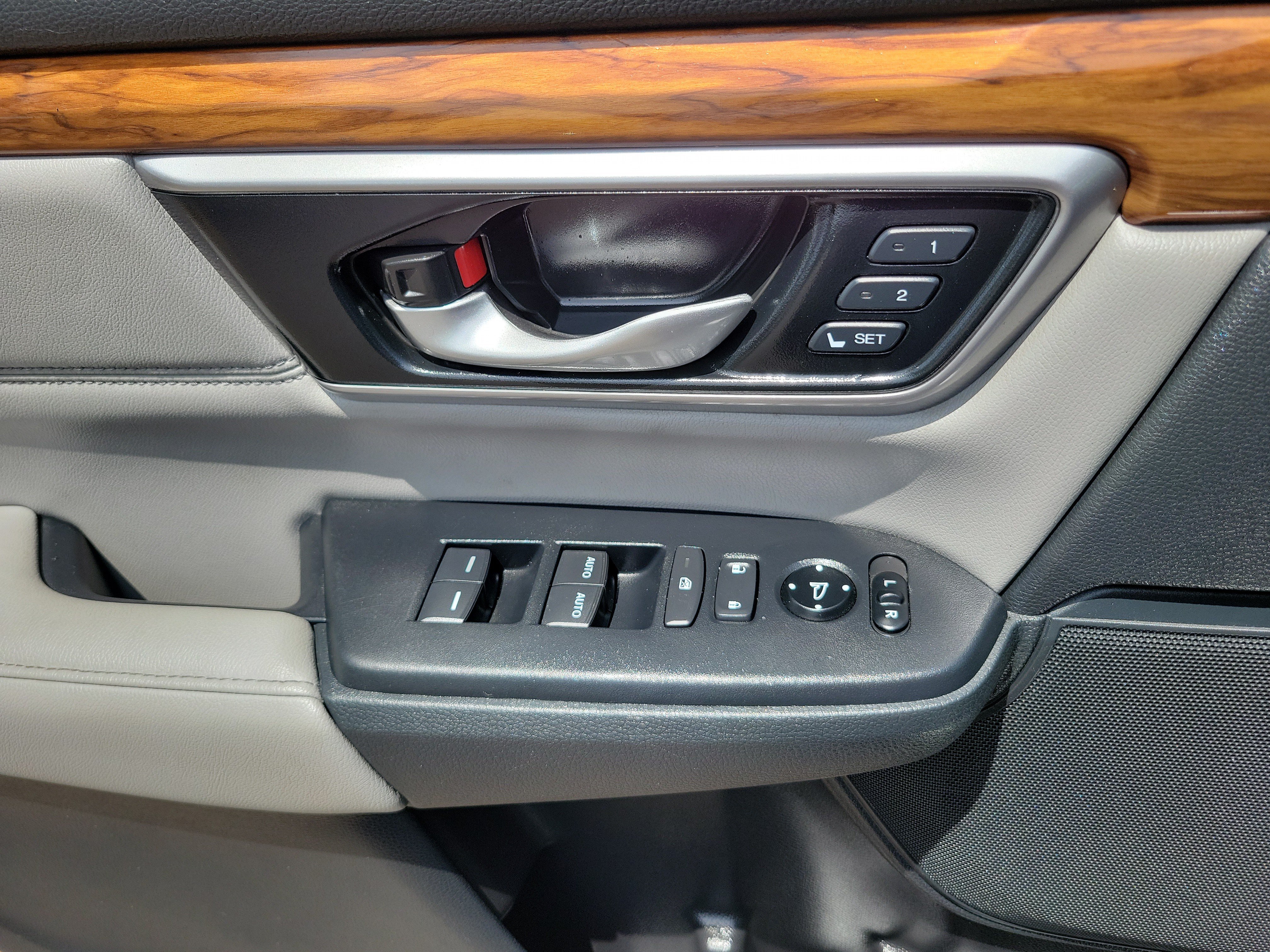 Used 2022 Honda CR-V Touring image 21