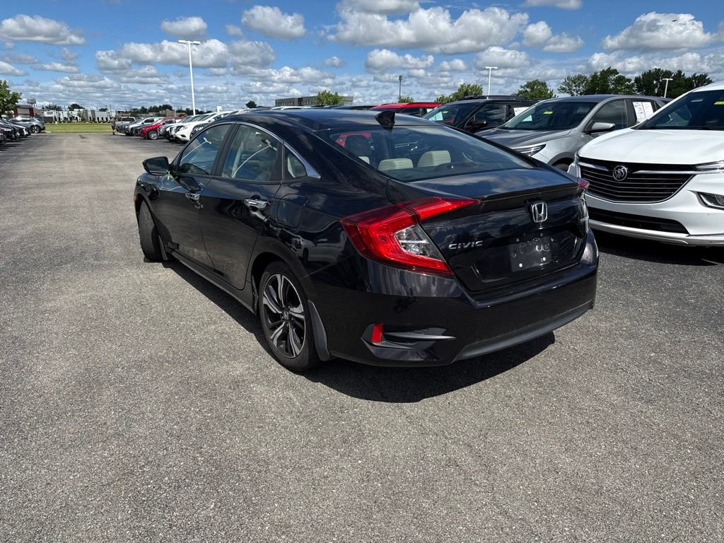 Used 2016 Honda Civic Touring image 9