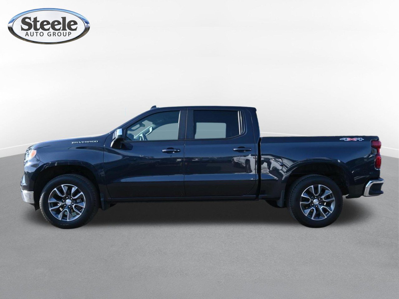 Certified 2024 Chevrolet Silverado 1500 LT AWD/4WD image 4