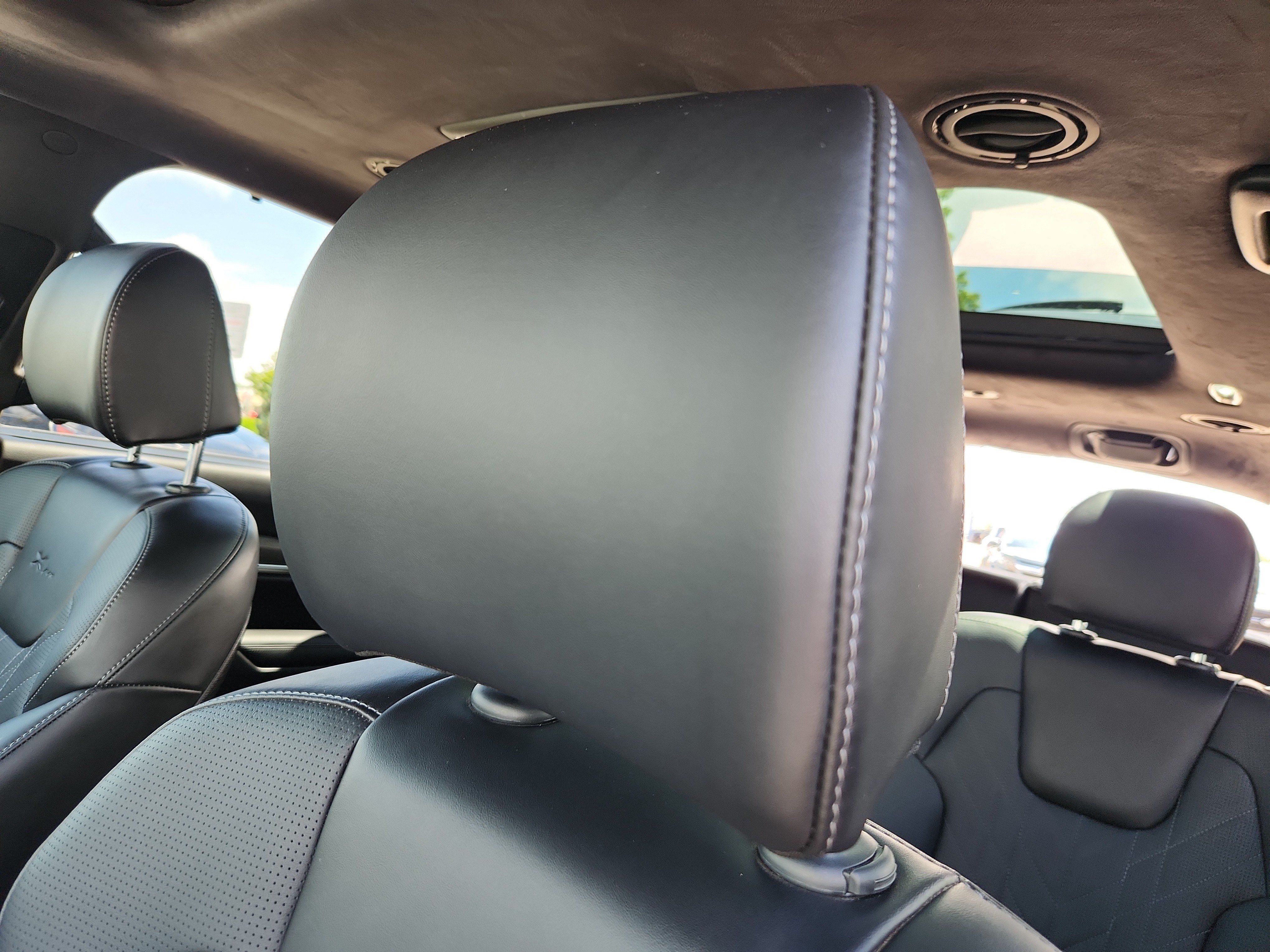 Used 2024 Kia Telluride SX Prestige X-Pro AWD/4WD image 11