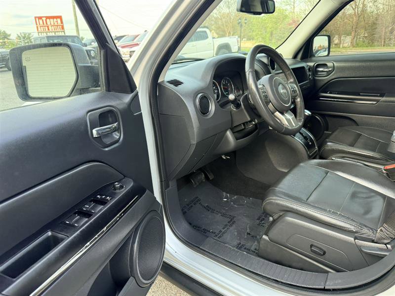 Used 2012 Jeep Patriot Limited w/ Sun/Sound Group image 24