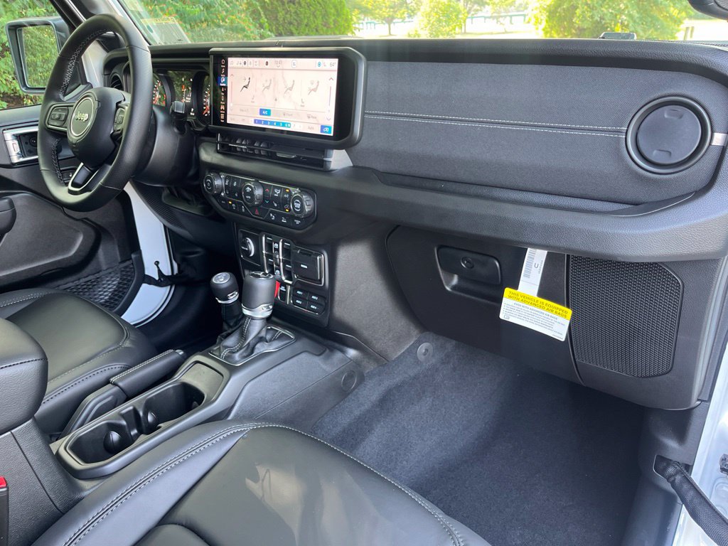 New 2027 Jeep Wrangler Unlimited Rubicon 392 AWD/4WD image 46