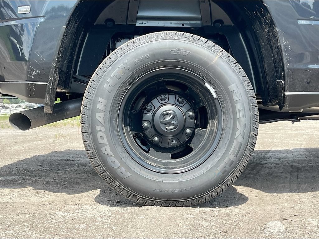 New 2026 RAM 3500 Tradesman AWD/4WD image 28