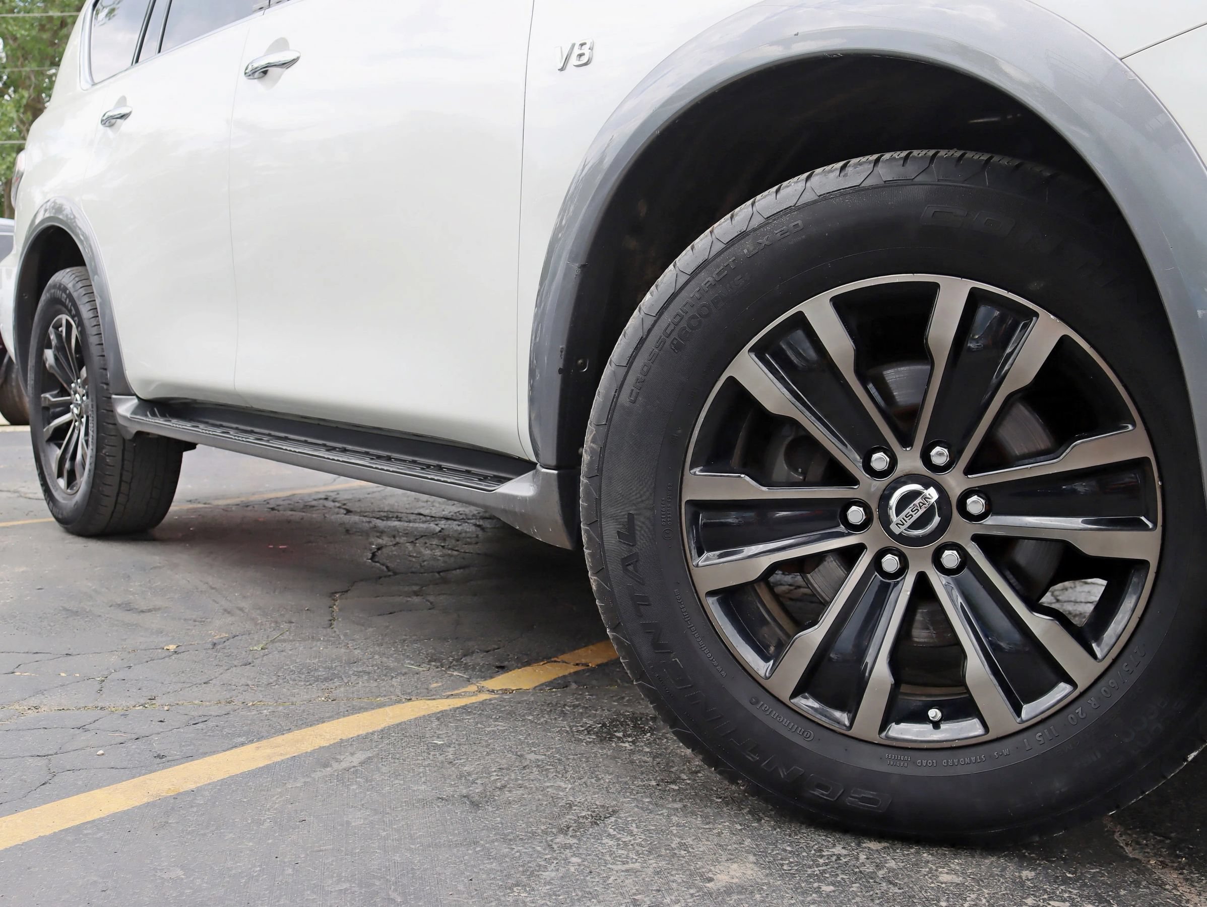 Used 2017 Nissan Armada Platinum AWD/4WD image 5