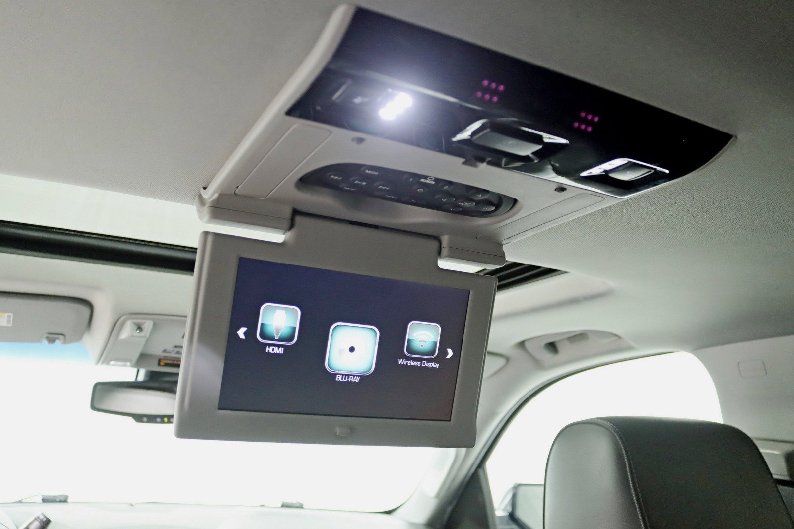 Used 2018 GMC Yukon Denali w/ Denali Ultimate Package image 33