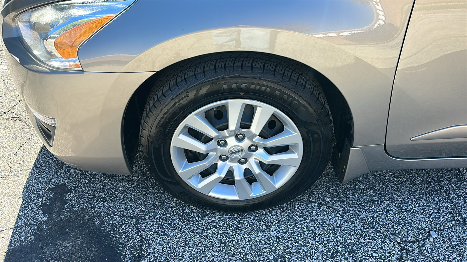 Used 2014 Nissan Altima 2.5 S w/ Display Audio Package FWD image 9