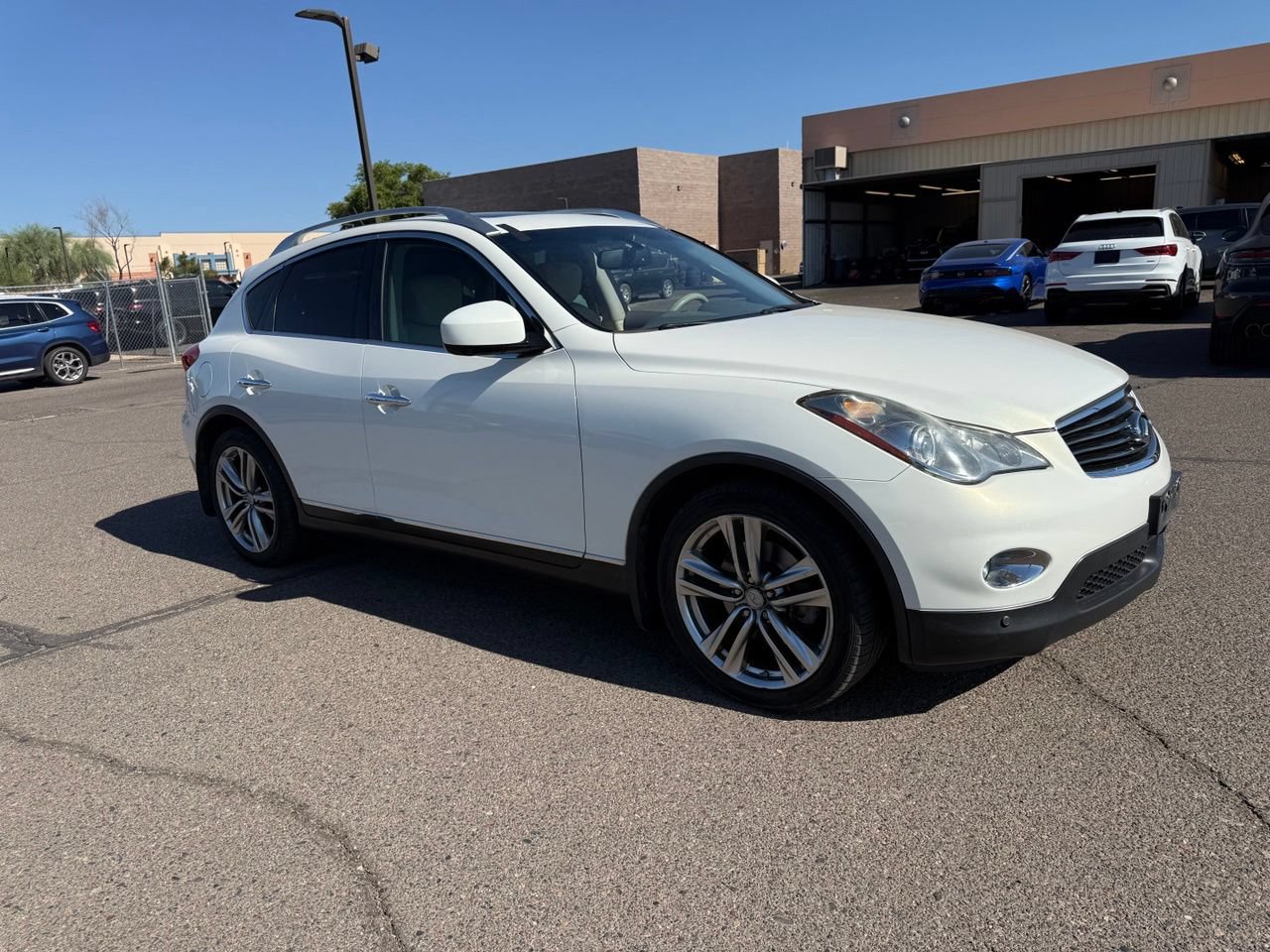 Used 2011 INFINITI EX35 Journey w/ Technology Pkg AWD/4WD image 3