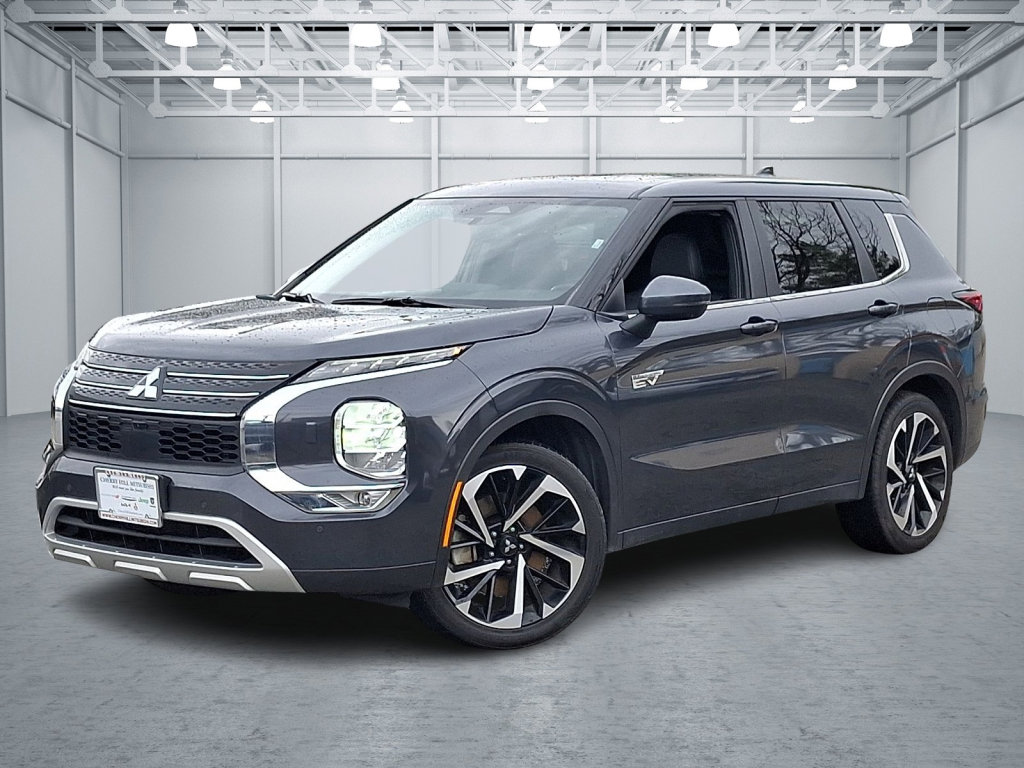 Used 2024 Mitsubishi Outlander 4WD Plug-In Hybrid image 1
