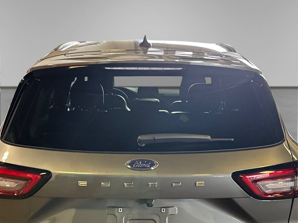 Certified 2025 Ford Escape ST-Line AWD/4WD image 17