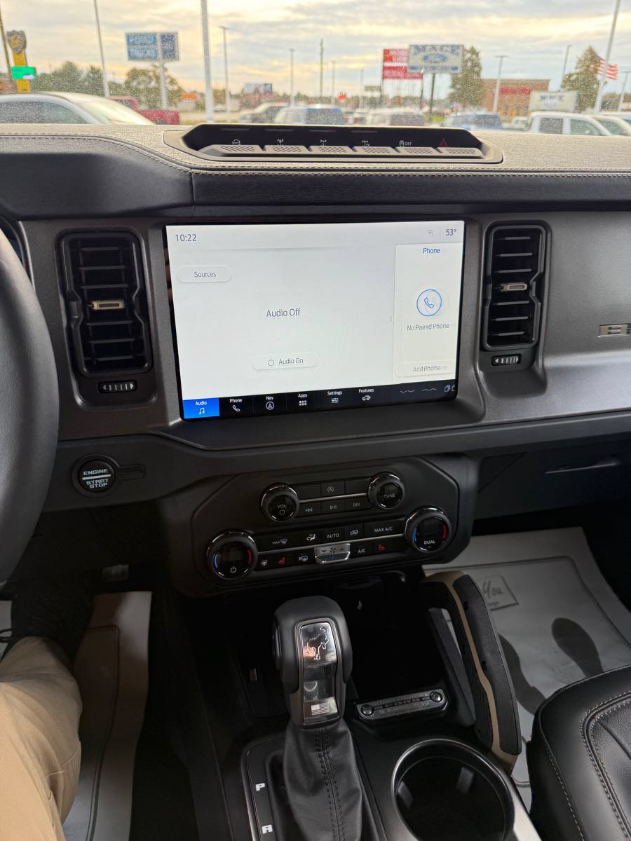 New 2025 Ford Bronco Badlands AWD/4WD image 17