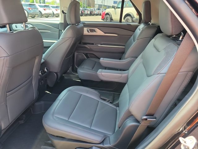 New 2026 Ford Explorer Active w/ Active Comfort Package AWD/4WD image 15