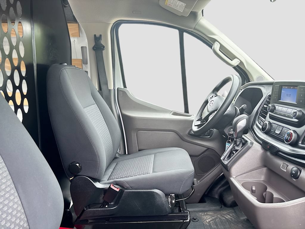 Used 2025 Ford Transit 250 Low Roof w/ Exterior Upgrade Package RWD image 21