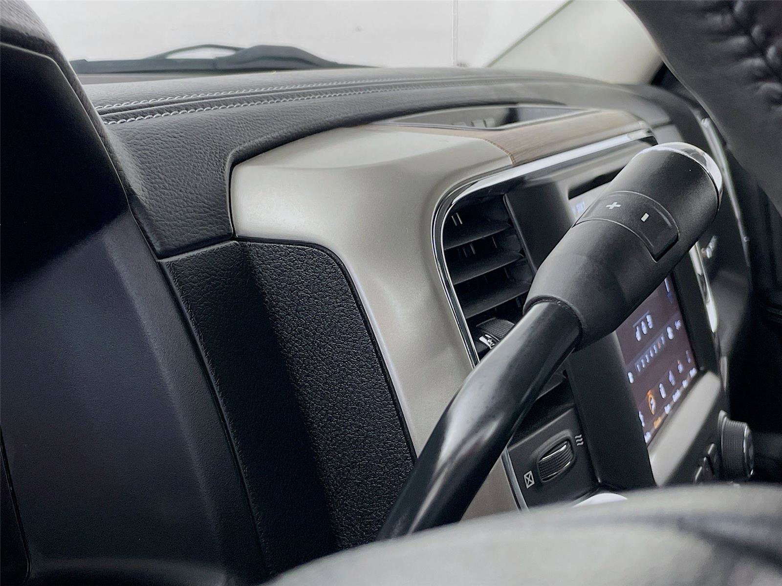 Used 2018 RAM 2500 Laramie w/ Convenience Group image 21