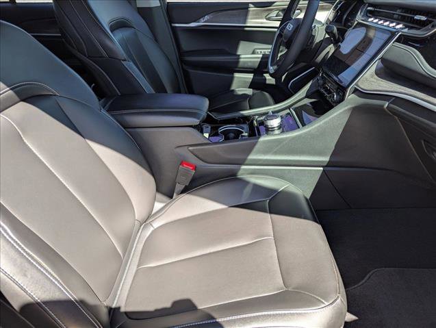 Used 2023 Jeep Grand Cherokee 4WD 4xe image 22