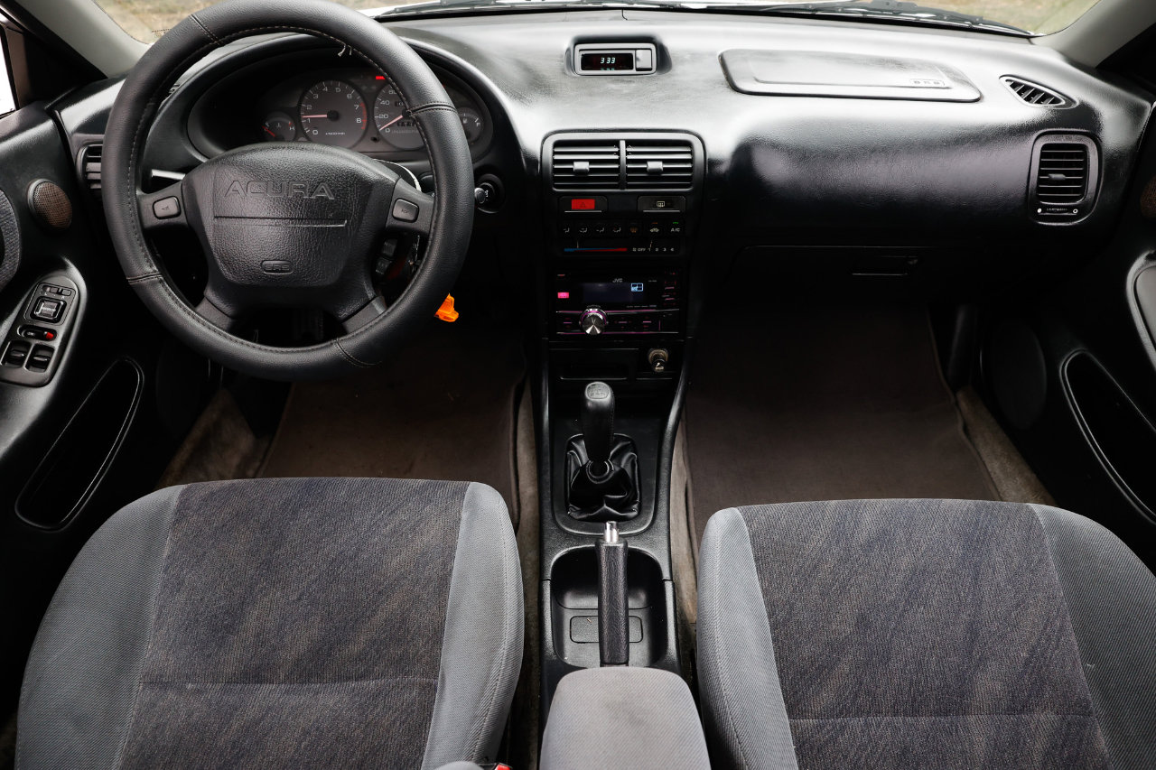 Used 1997 Acura Integra LS image 2