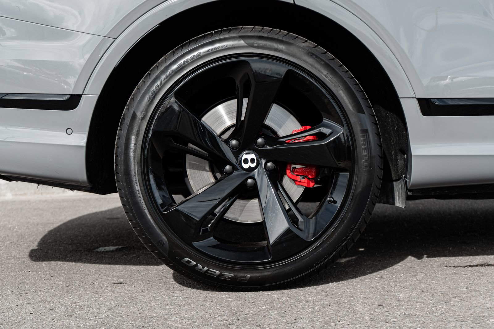 Used 2022 Bentley Bentayga image 15