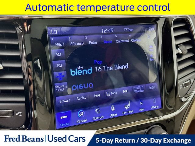 Used 2020 Jeep Grand Cherokee Overland AWD/4WD image 19