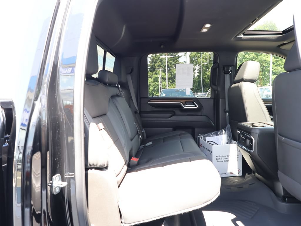 Certified 2024 Chevrolet Silverado 2500 High Country w/ High Country Premium Package AWD/4WD image 44