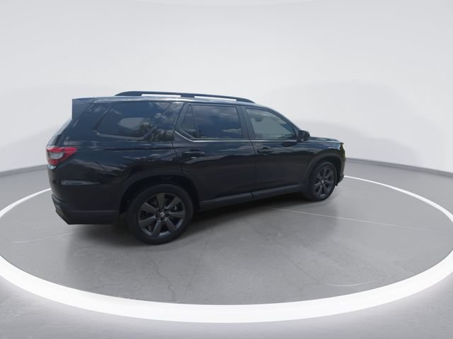 Used 2025 Honda Pilot Sport image 8