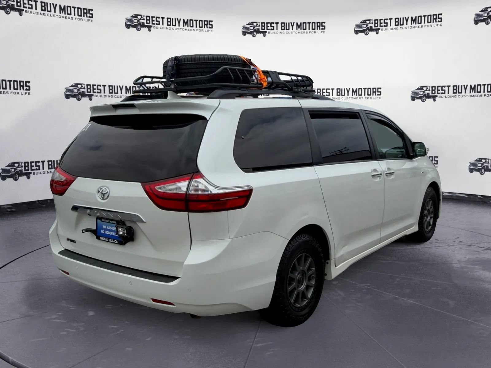 Used 2019 Toyota Sienna Limited Premium w/ Carpet Mat Package AWD/4WD image 8