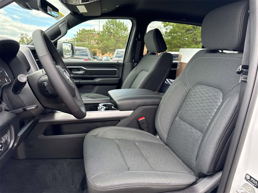 New 2026 RAM 1500 4x4 Crew Cab image 14