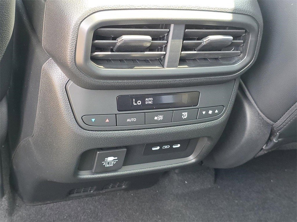 New 2025 Honda Pilot TrailSport image 27