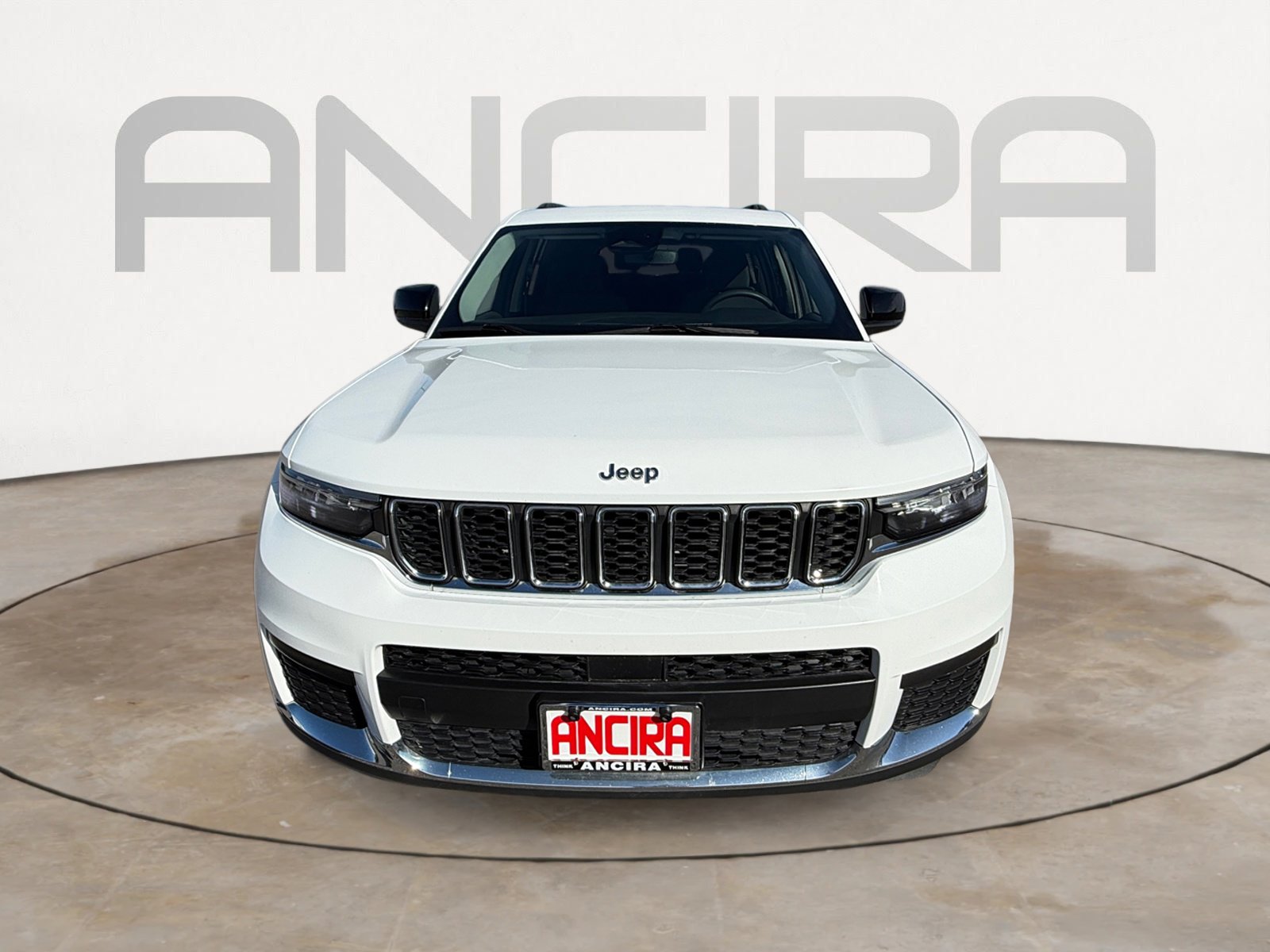 Used 2023 Jeep Grand Cherokee L Laredo image 5