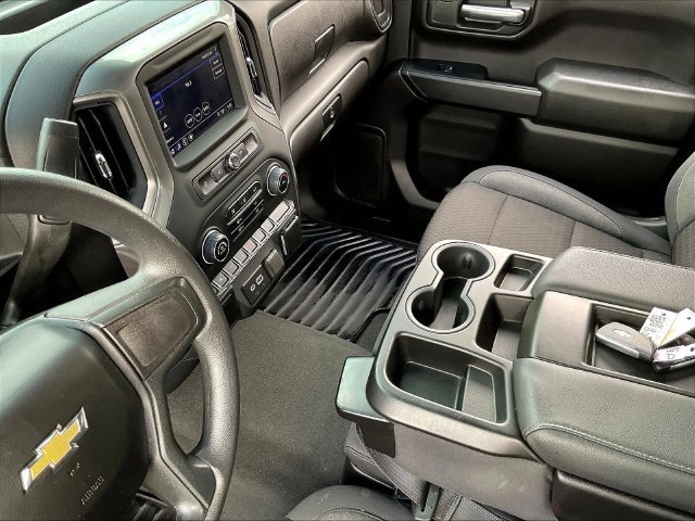 Certified 2024 Chevrolet Silverado 1500 Custom w/ Turbomax Blackout Package RWD image 21