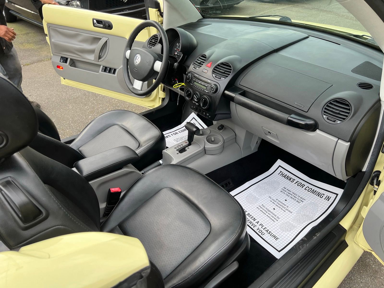 Used 2005 Volkswagen Beetle GLS FWD image 18