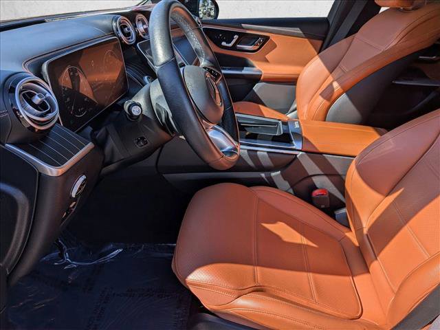 Used 2023 Mercedes-Benz GLC 300 4MATIC image 11