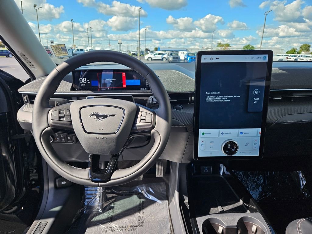 Used 2024 Ford Mustang Mach-E Select image 17