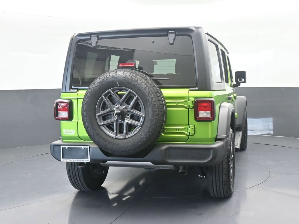 Used 2025 Jeep Wrangler Sport S image 5