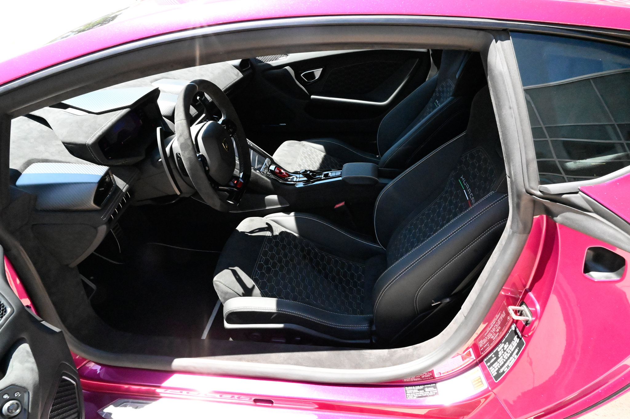 Used 2024 Lamborghini Huracan Tecnica RWD image 17
