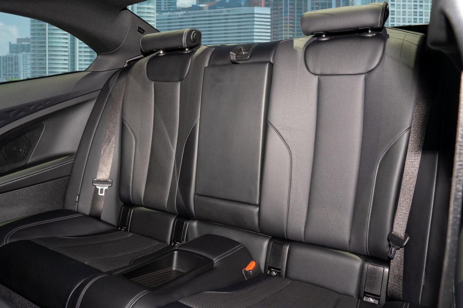 Used 2023 BMW 230i Coupe w/ Premium Package RWD image 14