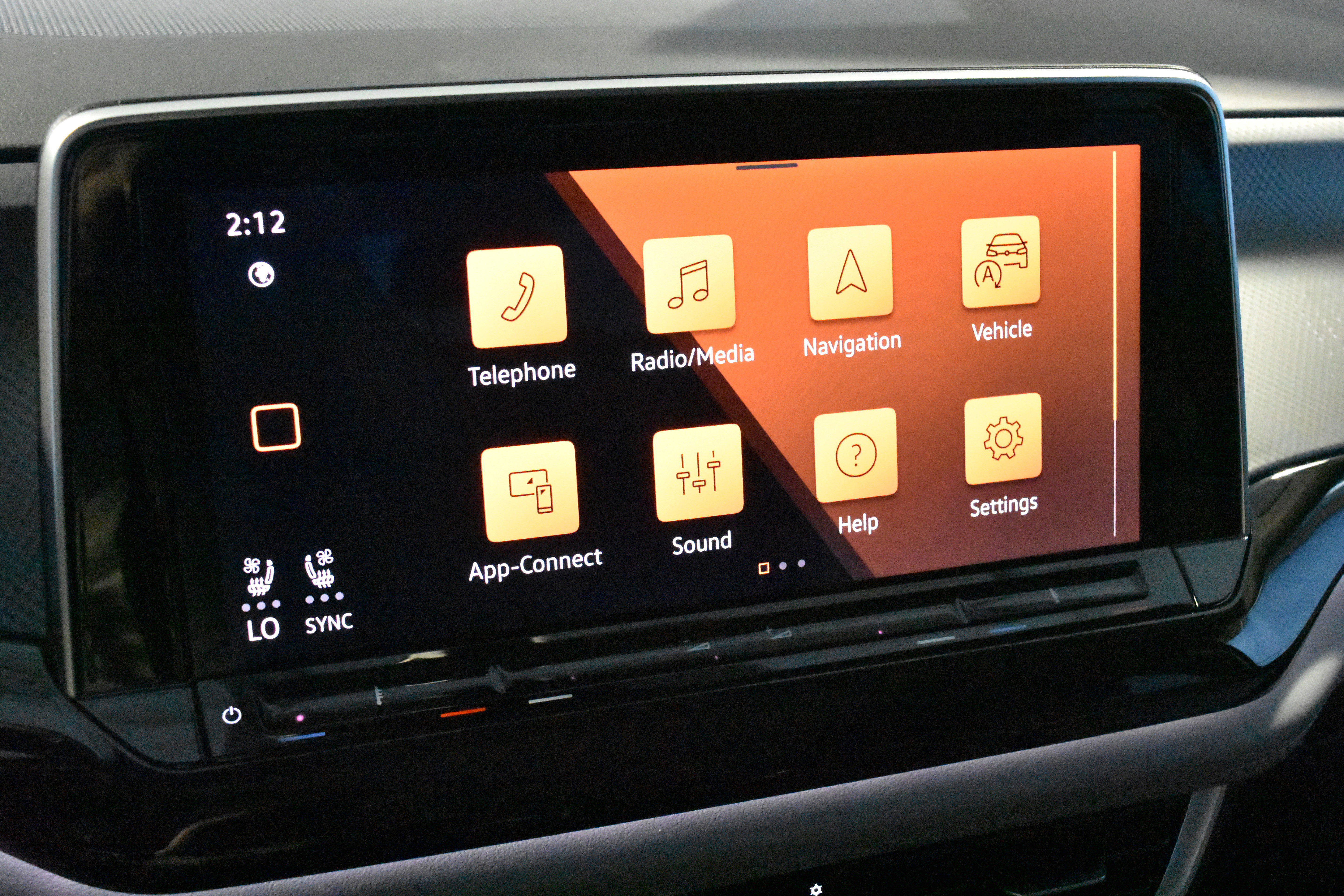 New 2026 Volkswagen Atlas Peak Edition AWD/4WD image 9