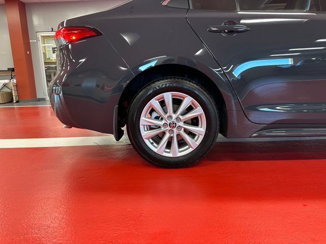 Certified 2026 Toyota Corolla XLE FWD image 28