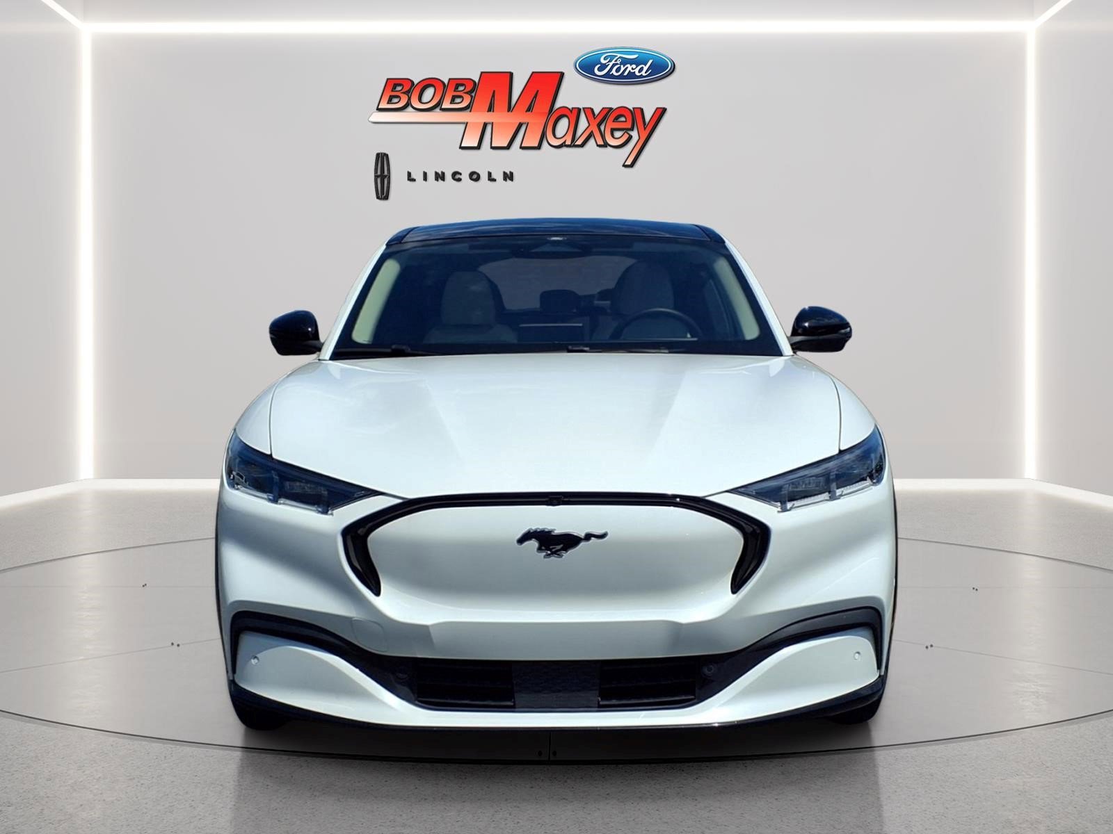 Used 2023 Ford Mustang Mach-E Premium AWD/4WD image 2