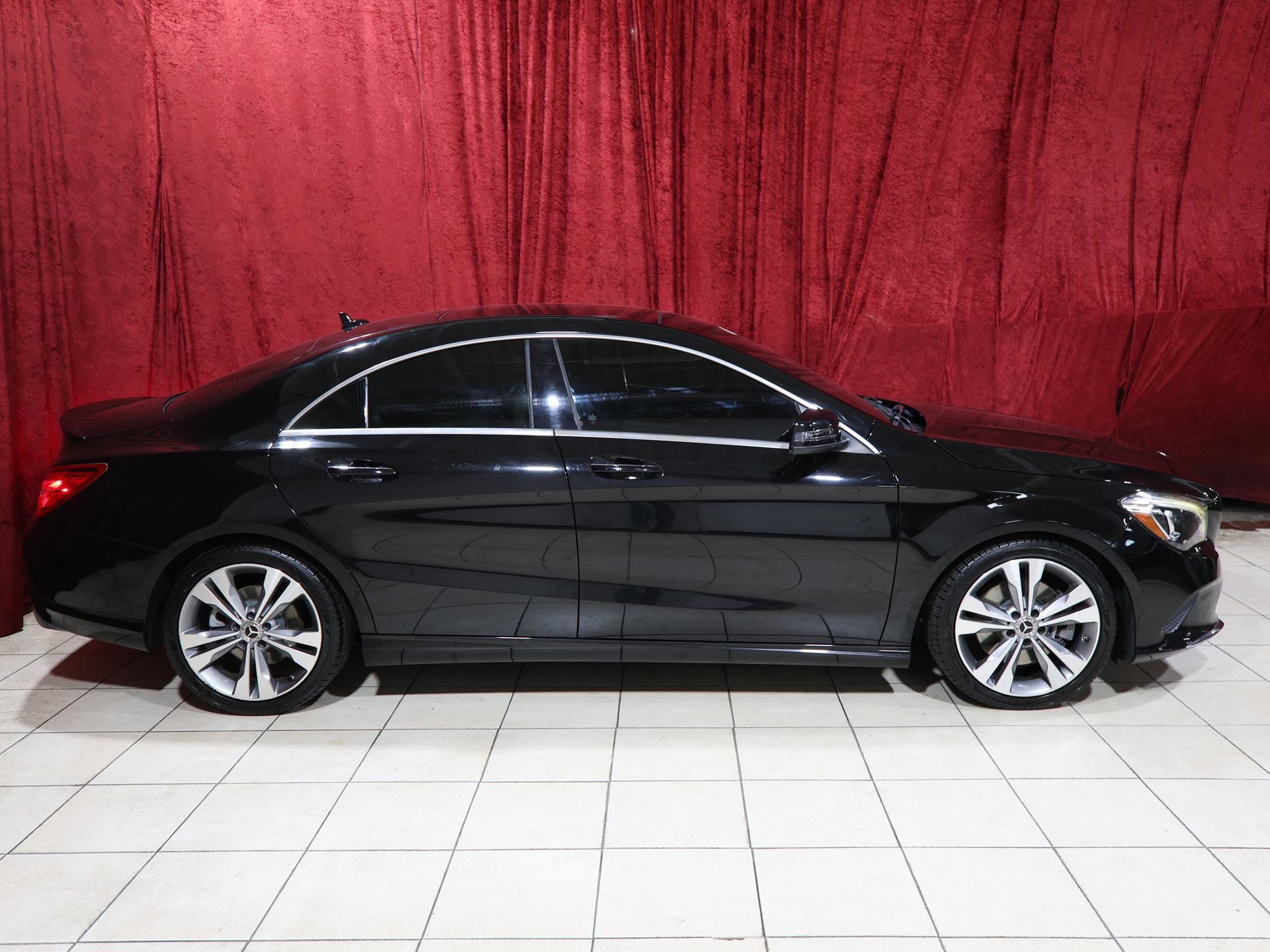 Used 2019 Mercedes-Benz CLA 250 image 8