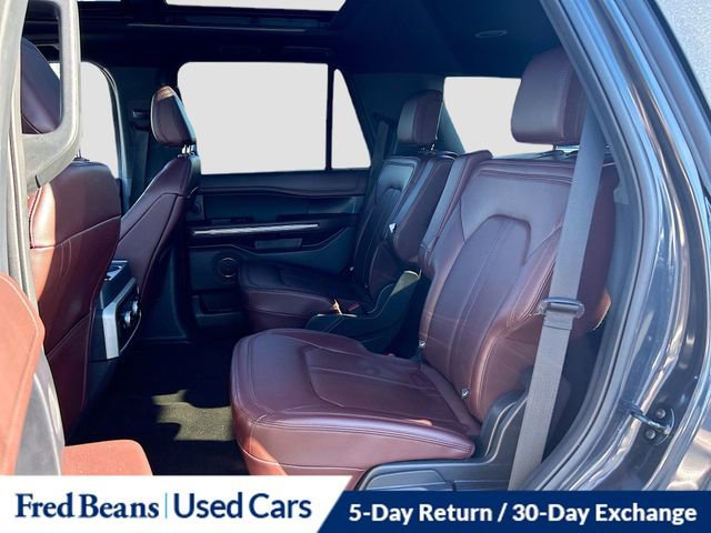 Used 2022 Ford Expedition Limited image 28