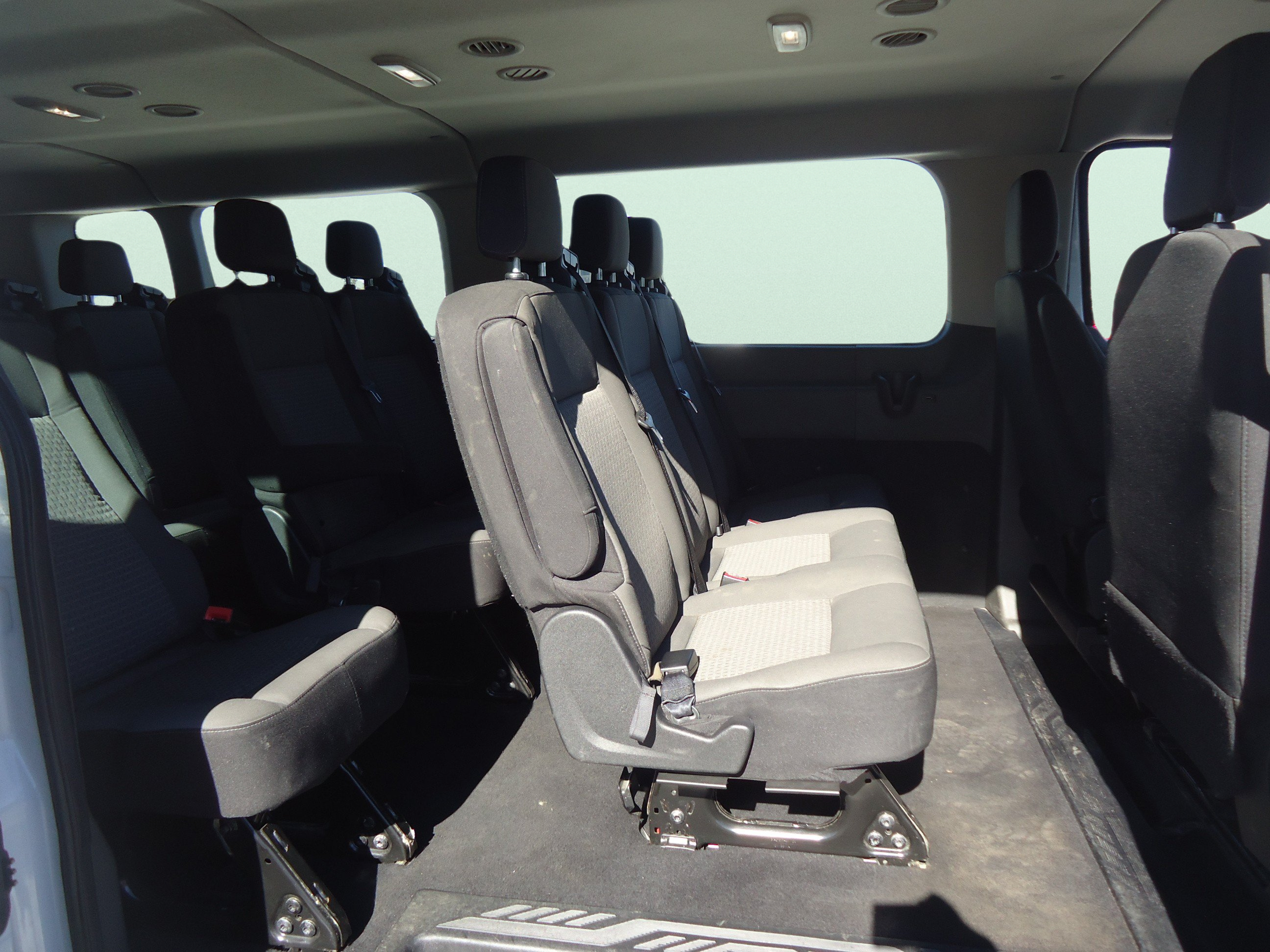 Used 2024 Ford Transit 350 XLT RWD image 25
