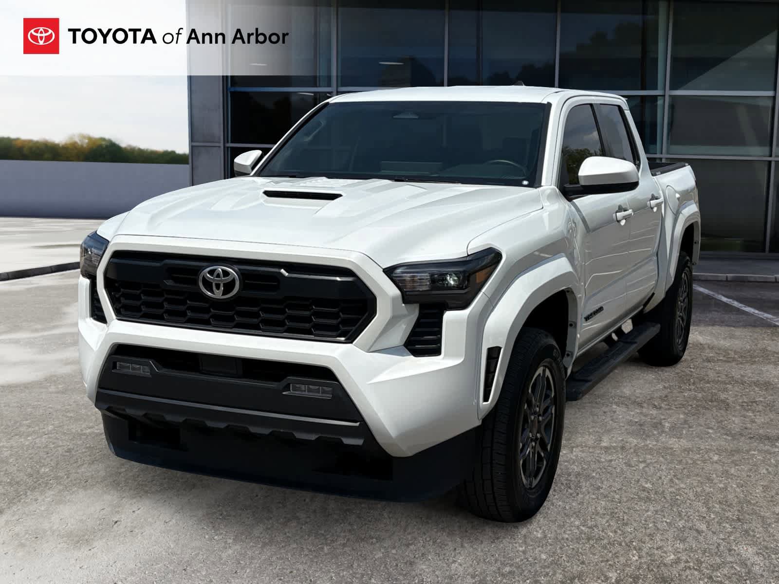 Used 2024 Toyota Tacoma TRD Sport AWD/4WD image 7