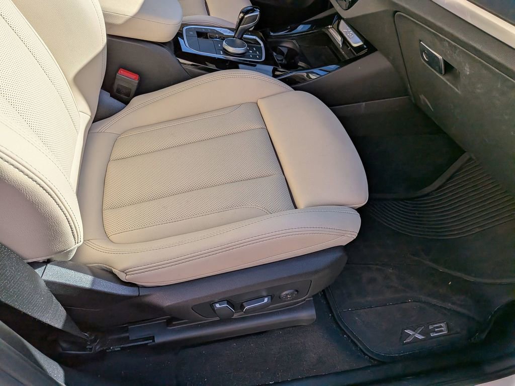 Used 2024 BMW X3 sDrive30i w/ Premium Package image 30