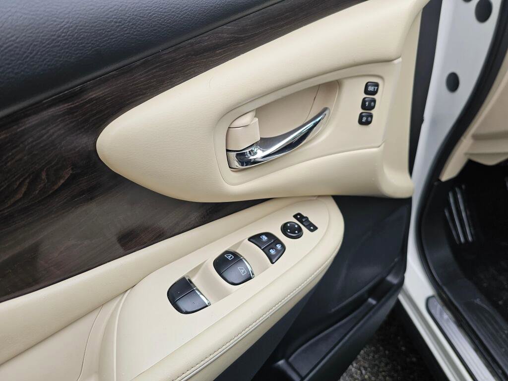 Used 2020 Nissan Murano Platinum image 27